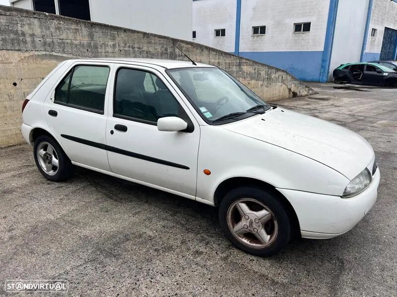 Ford FIESTA IV 1.25i 75cv de 1999 para peças - 3