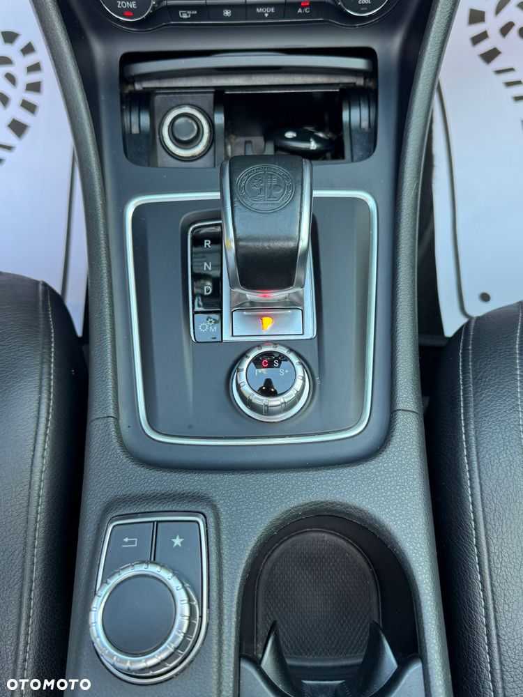 Mercedes-Benz CLA AMG 45 4Matic AMG Speedshift DCT 7G AMG Night Edition - 29