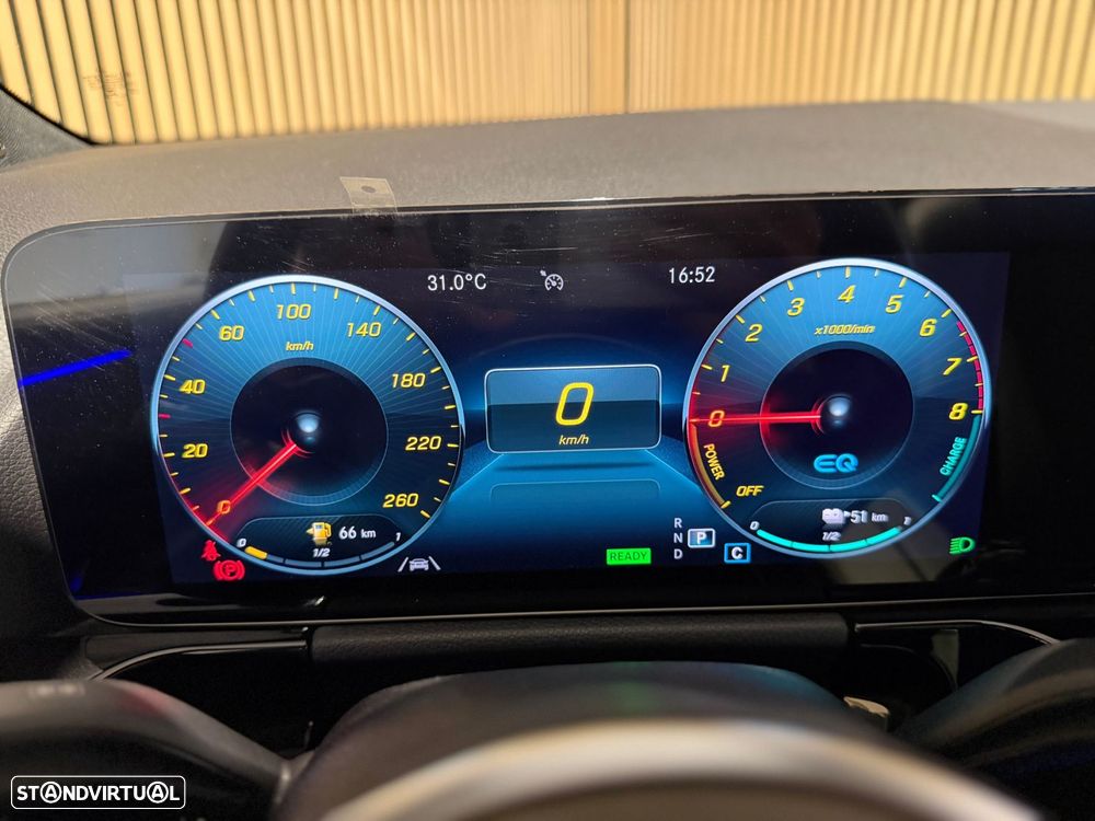 Mercedes-Benz GLA 250 e Progressive - 12