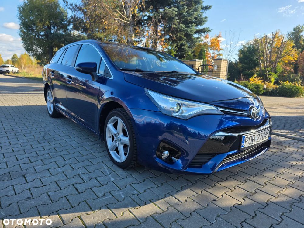 Toyota Avensis 2.0 D-4D Prestige - 8