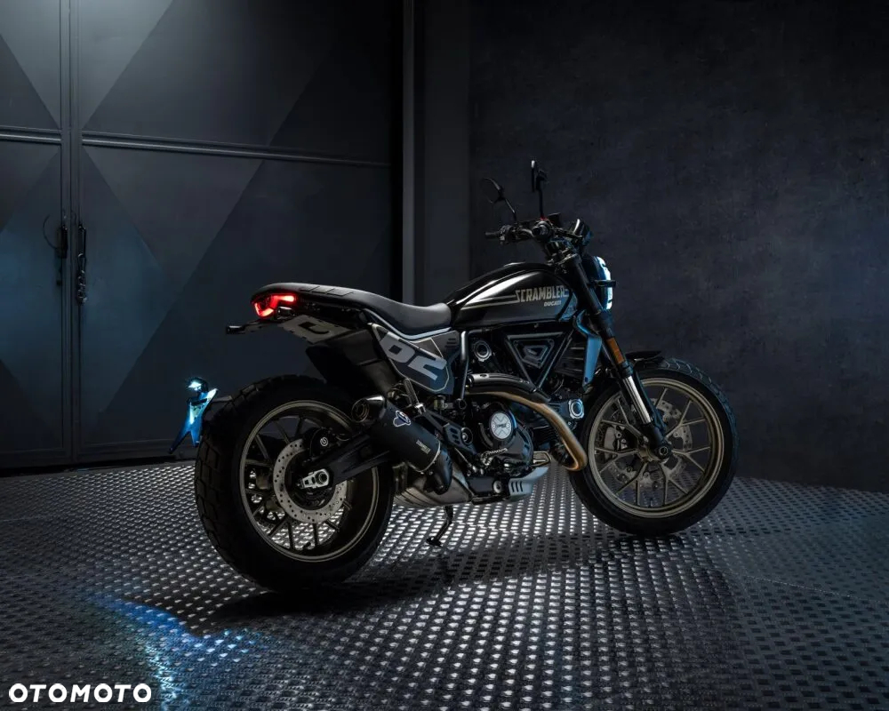Ducati Scrambler - 11