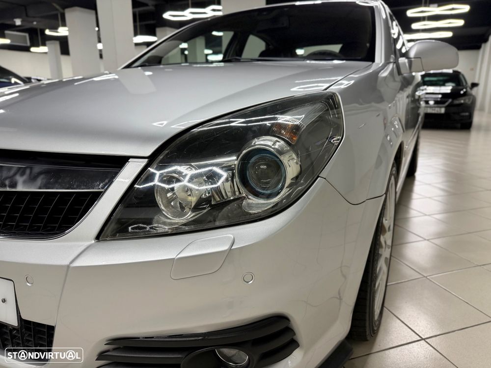Opel Vectra 1.9 CDTi Auto. - 11