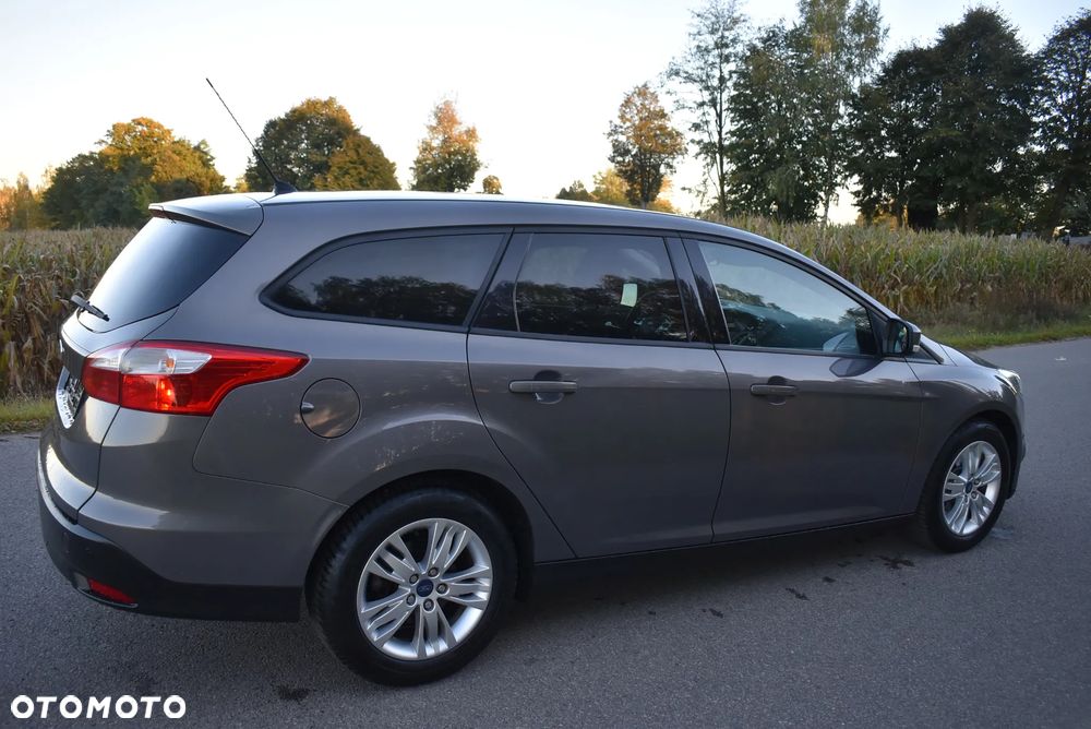 Ford Focus 1.6 TI-VCT Champions Edition - 14