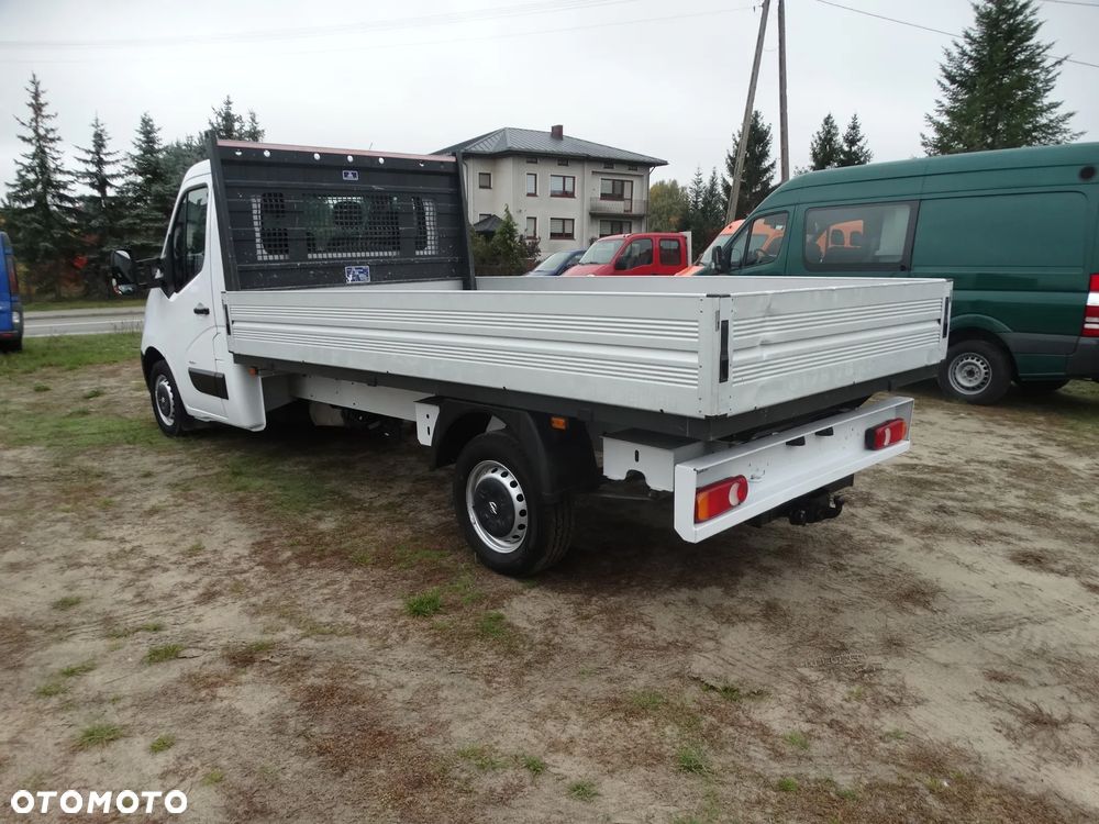 Opel Movano - 8