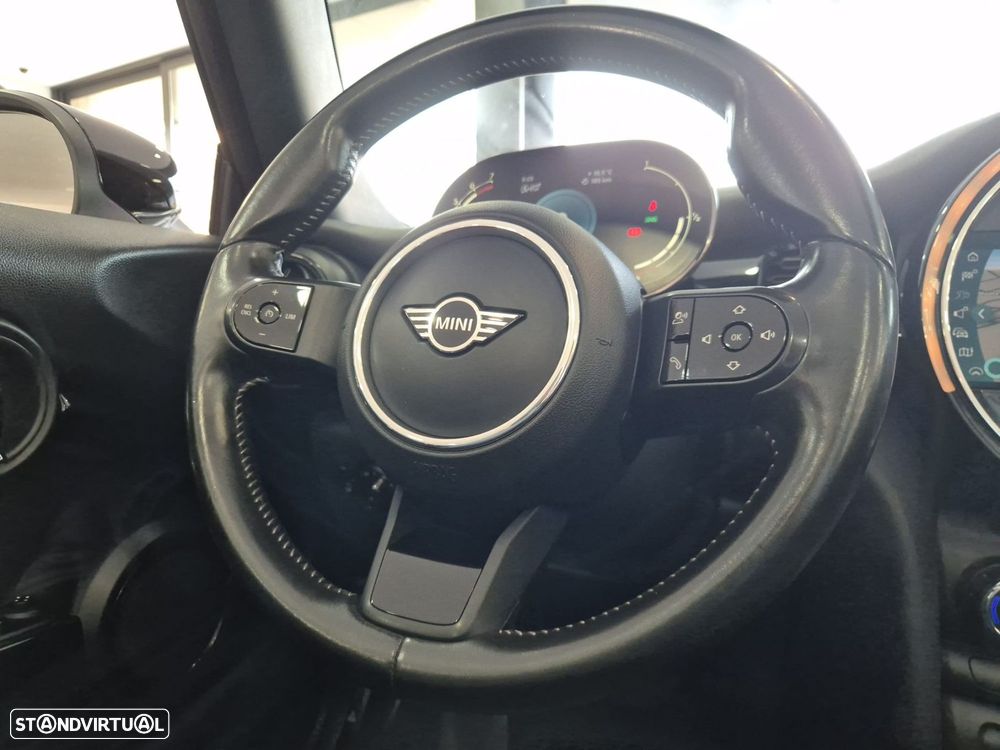 MINI Cabrio Cooper Premium Extra Essential Auto - 23
