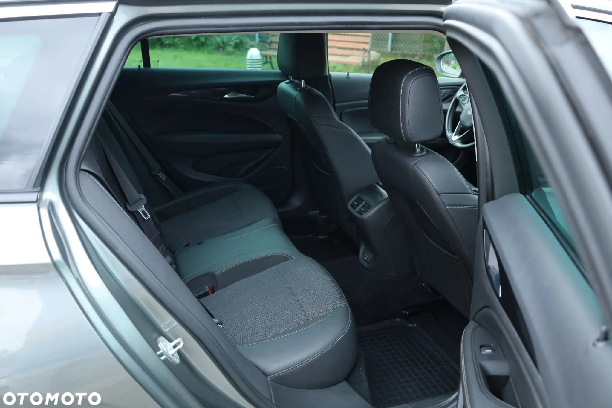 Opel Insignia 1.5 T Innovation S&S - 16