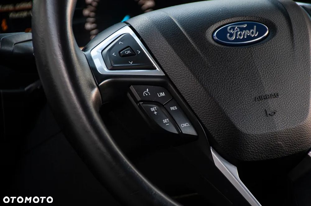Ford S-Max 2.0 TDCi Titanium - 32