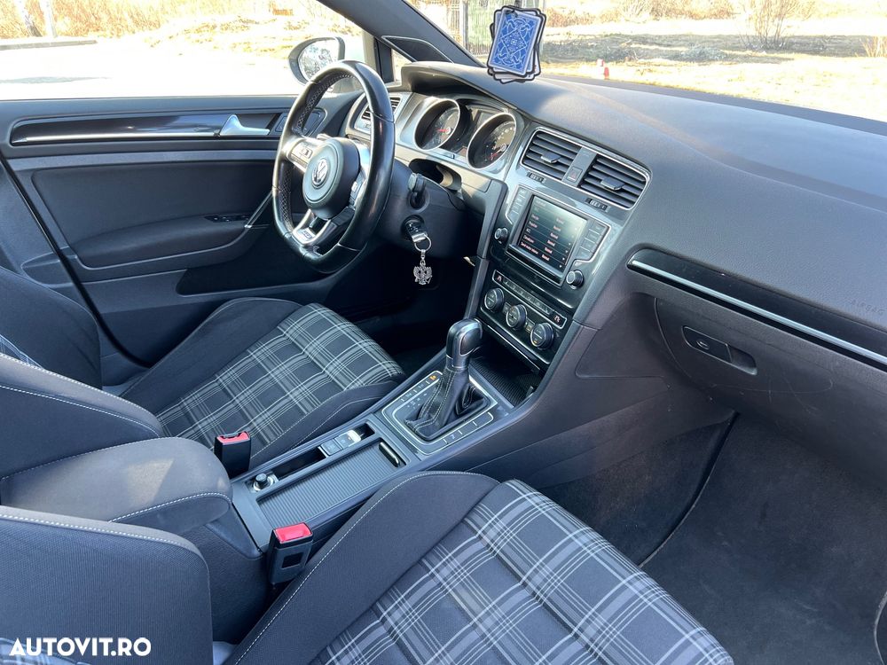 Volkswagen Golf GTD 2.0 TDI SCR DSG - 14