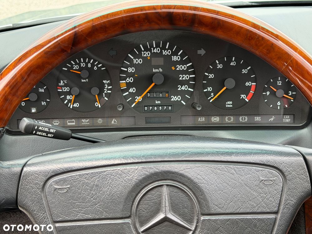 Mercedes-Benz SL - 9