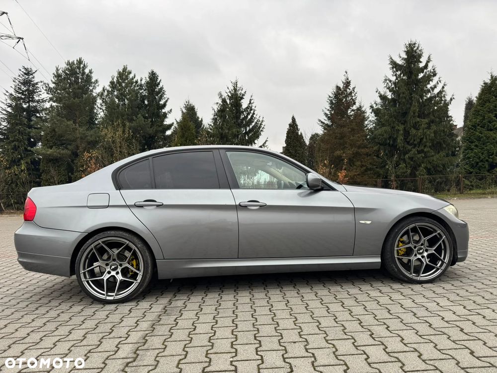 BMW Seria 3 320d - 8