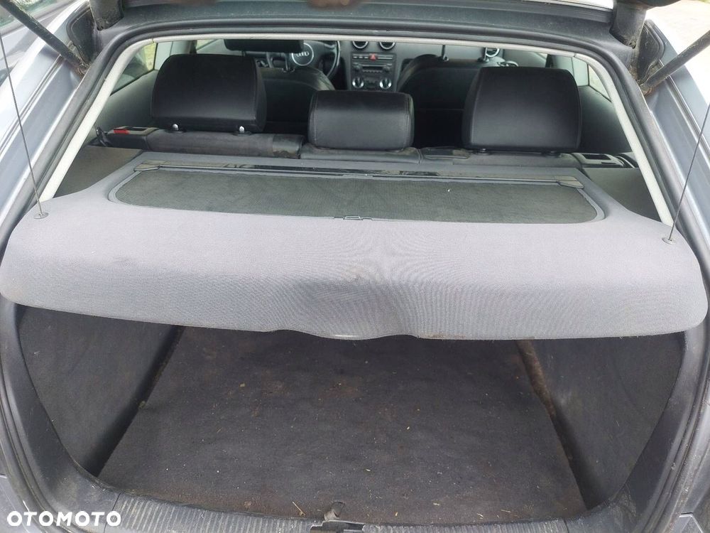 PÓŁKA BAGAŻNIKA AUDI A3 8P HB 3D - 1
