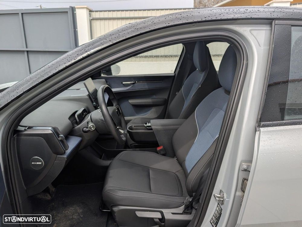 Volvo EX30 69 kWh Single Motor Extended Range Plus - 6