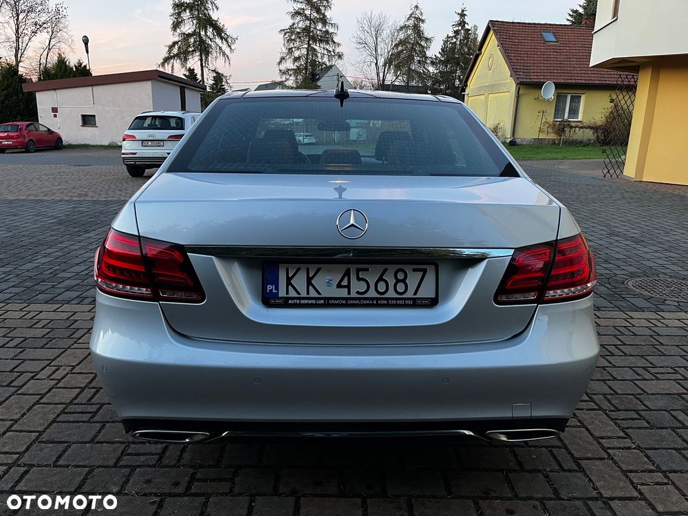 Mercedes-Benz Klasa E 220 CDI 7G-TRONIC Elegance - 15