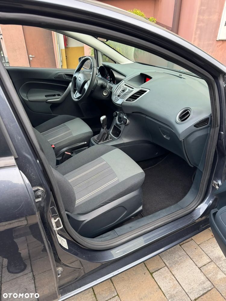 Ford Fiesta 1.4 TDCi Silver X - 10