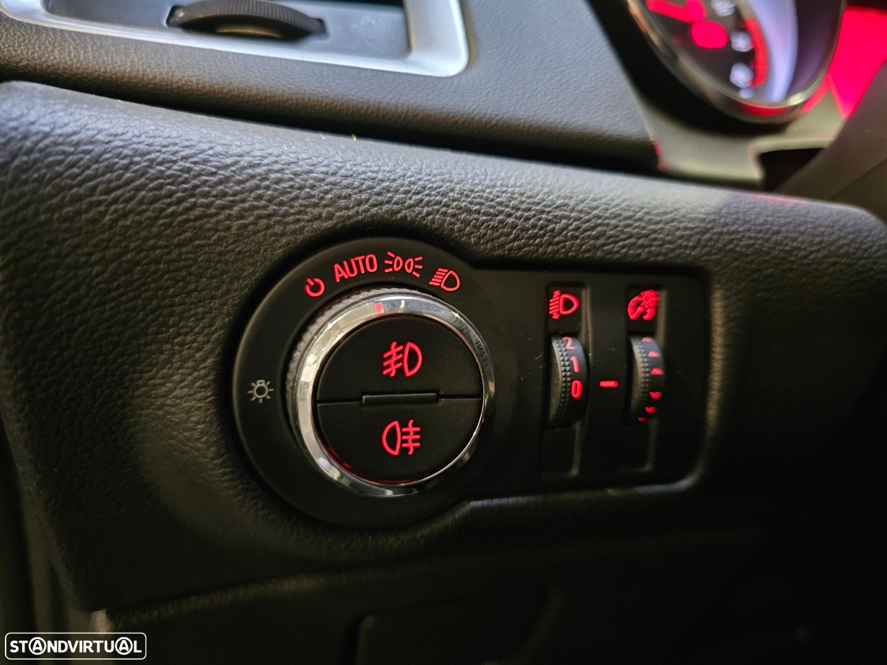 Opel Astra GTC 1.4 Turbo - 28