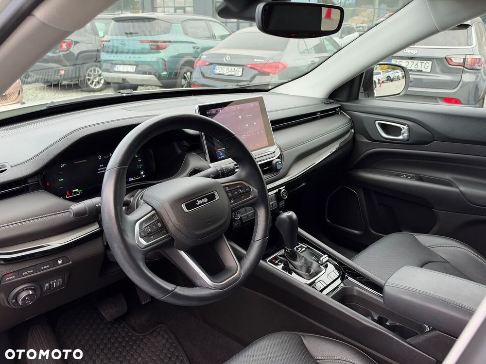 Jeep Compass - 16