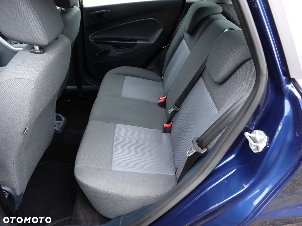 Ford Fiesta 1.25 Titanium EU5 - 19