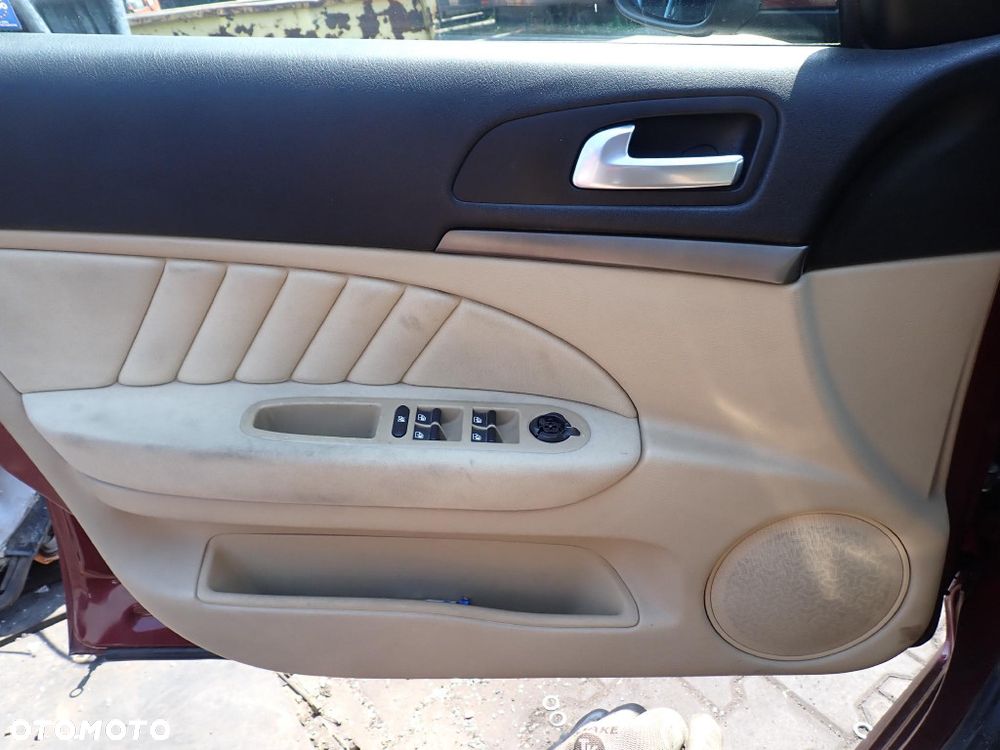 CZĘŚCI - Alfa romeo 159 1,9 JTDM 120KM 939A1000 FILM KOMBI Sportwagon 6B lakier 583/A 2008r. INDEX - 10127 - 17