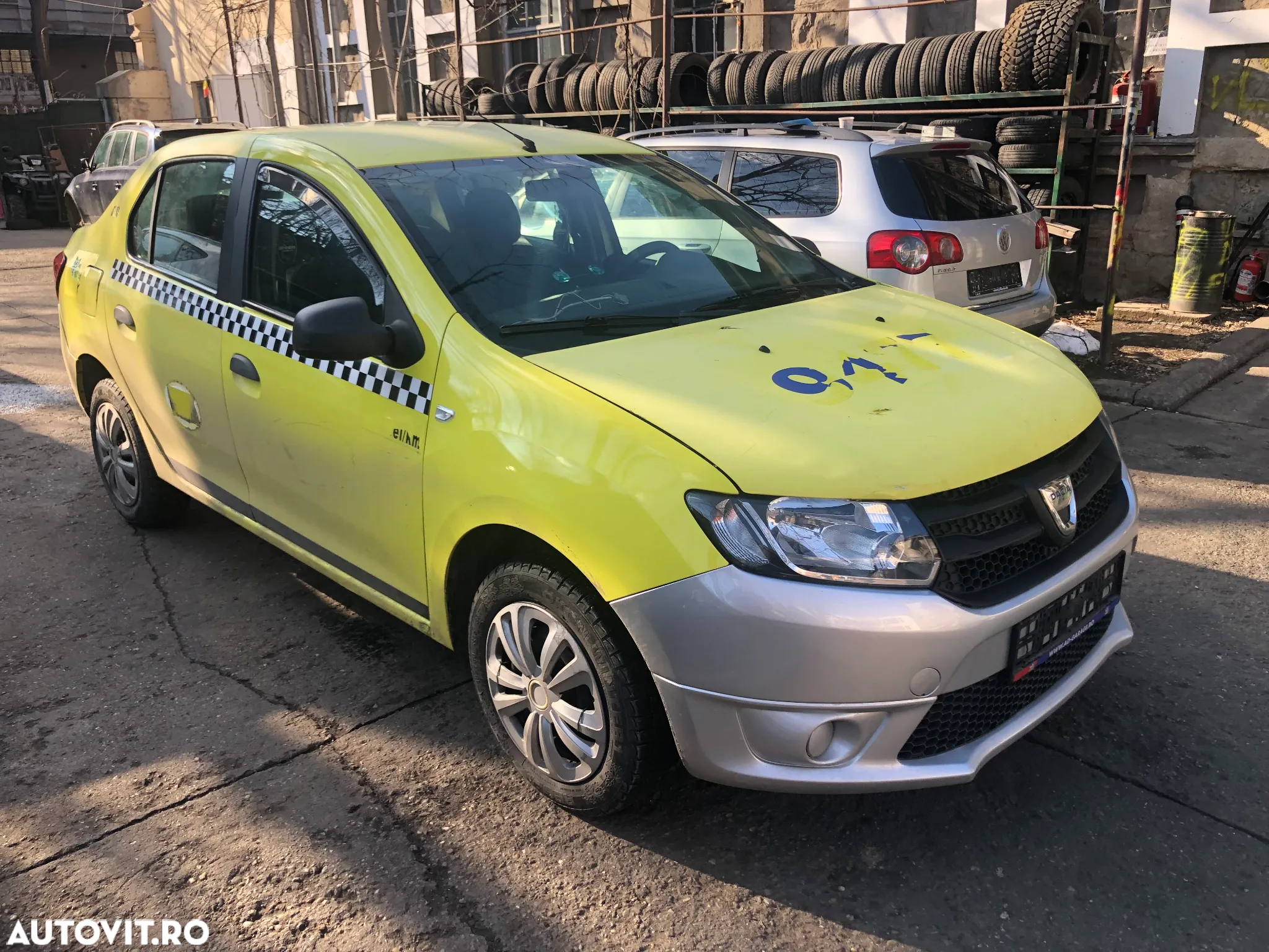 Dezmembrez Dacia Logan 2 1.2 benzina 2015 - 2