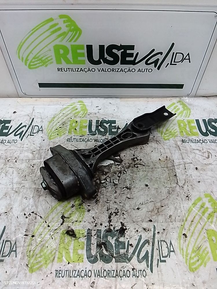 Apoio Da Caixa  Volkswagen Golf Iv (1J1) - 2