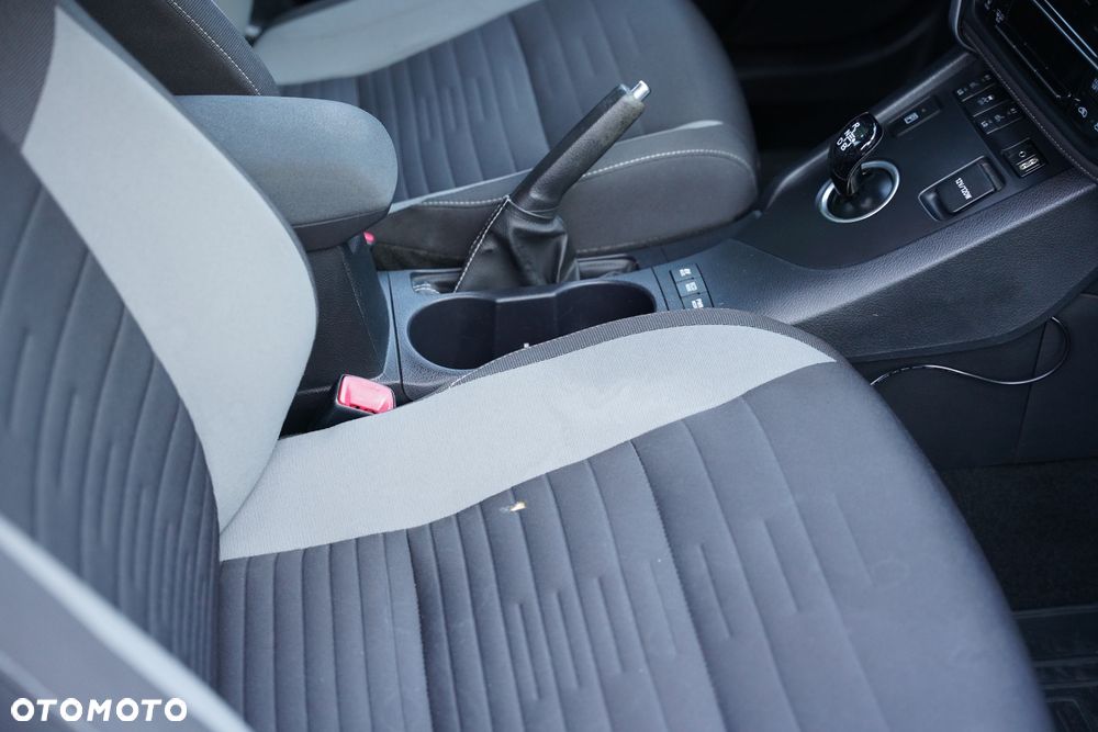 Toyota Auris - 17