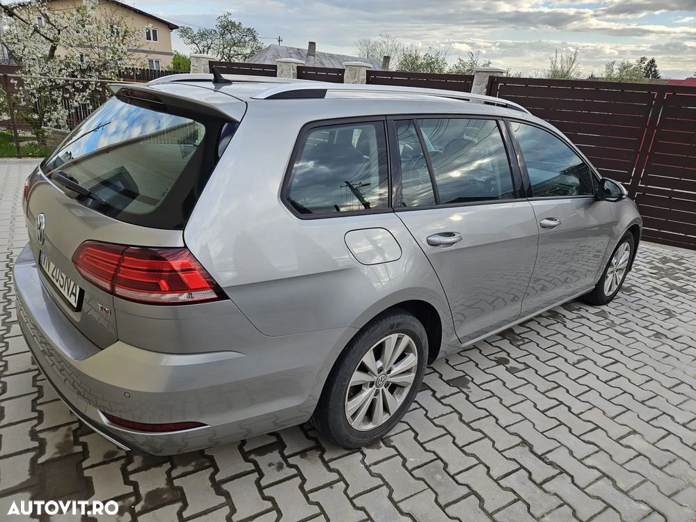 Volkswagen Golf 1.6 TDI Comfortline - 7
