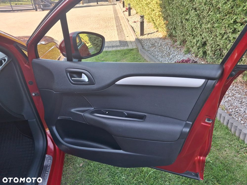 Citroën C4 1.6 VTi Exclusive - 22