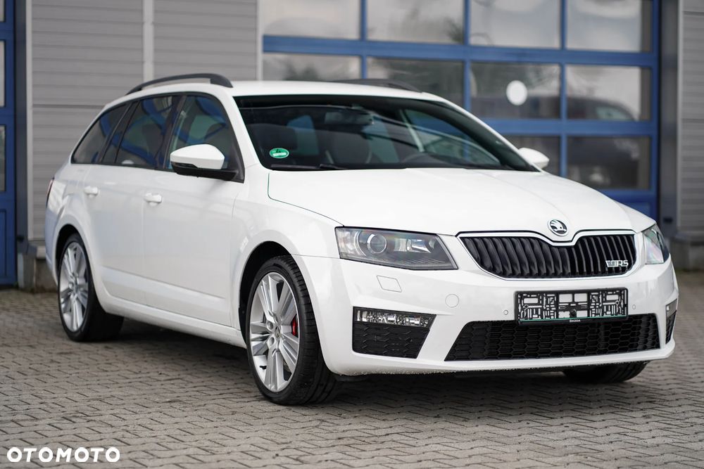 Skoda Octavia 2.0 TDI RS DSG - 4