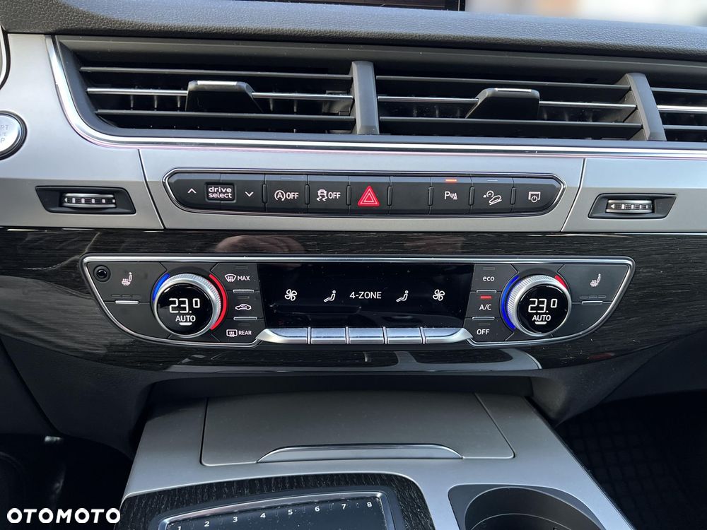 Audi Q7 - 24