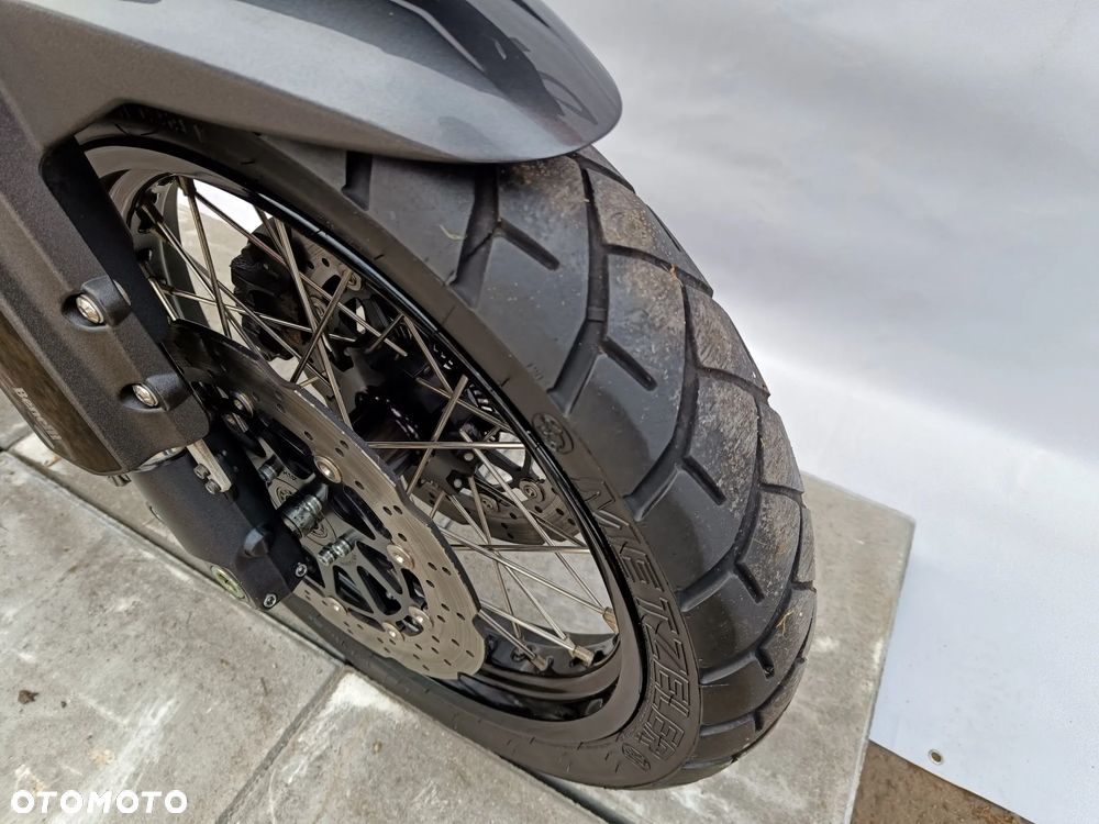 Benelli TRK 502X - 9