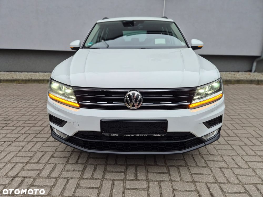 Volkswagen Tiguan 2.0 TDI SCR BlueMotion Technology Sport & Style - 9