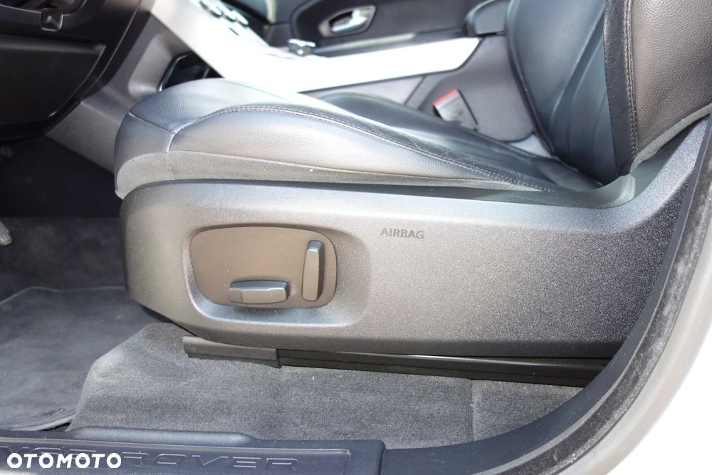 Land Rover Range Rover Evoque - 34