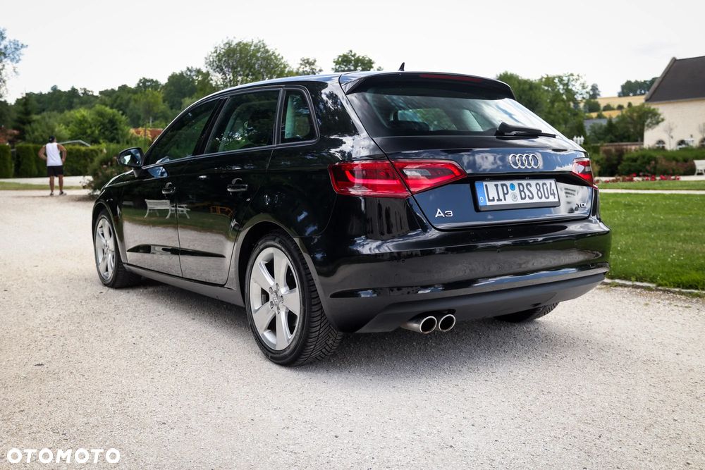 Audi A3 Sportback 2.0 TDI Ambition - 14