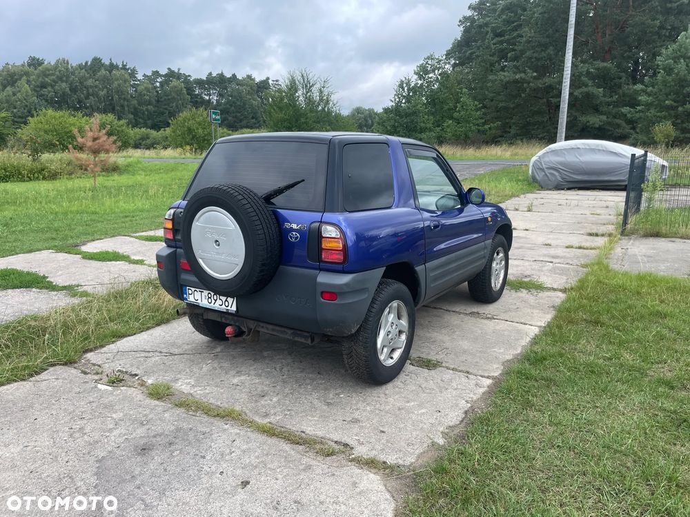 Toyota RAV4 2.0 - 4