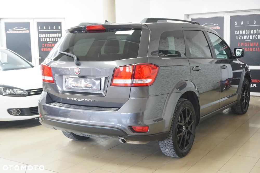 Fiat Freemont 2.0 Multijet 16V DPF Automatik Allrad Black Code - 4