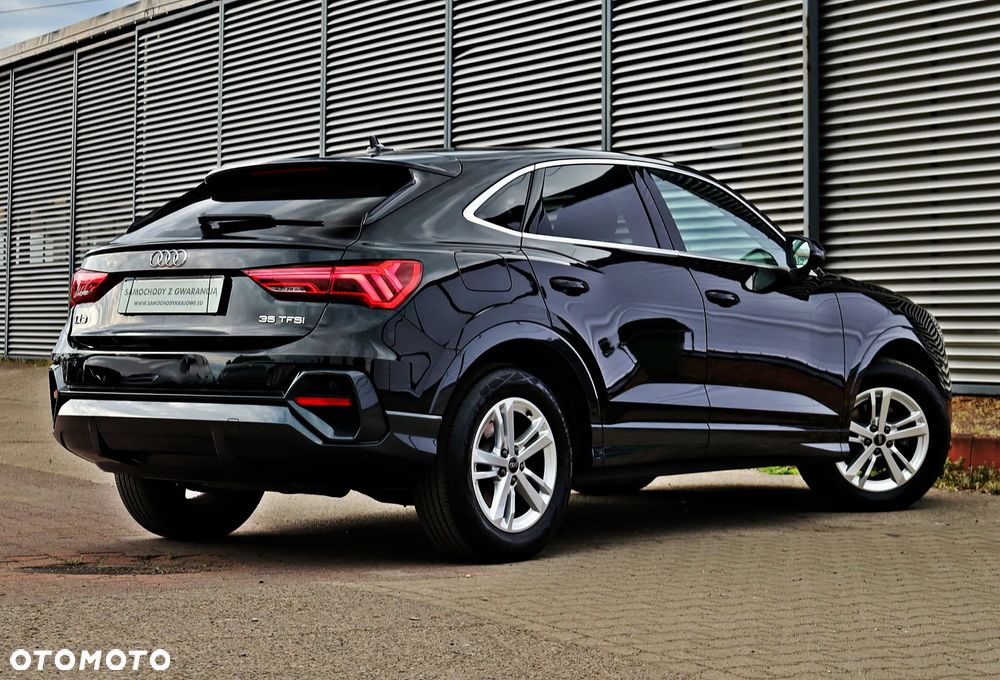 Audi Q3 Sportback - 11