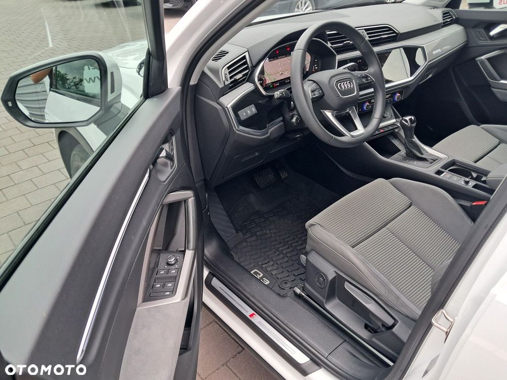 Audi Q3 - 12