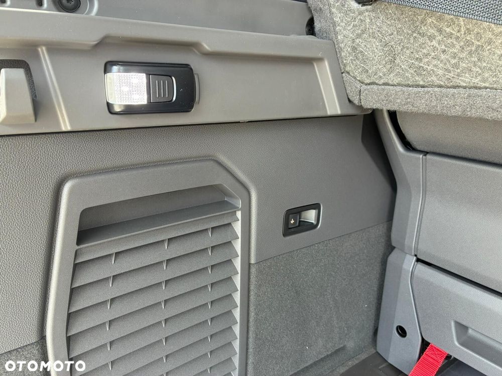 Volkswagen California - 37