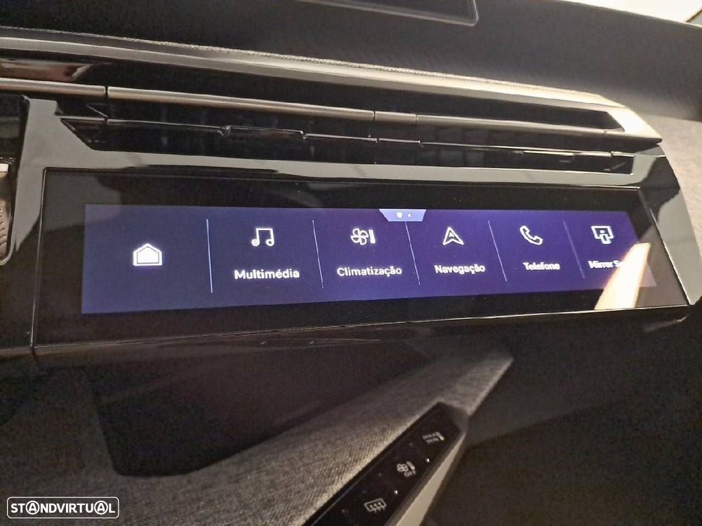 Peugeot 5008 1.2 Hybrid Allure e-DCS6 - 18