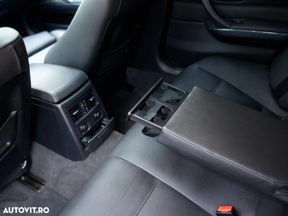 BMW Seria 3 325i xDrive Aut. M Sport Edition - 37