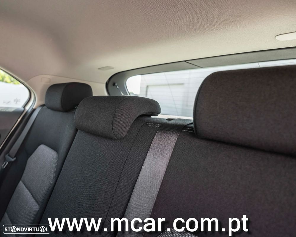 Mercedes-Benz A 180 - 9