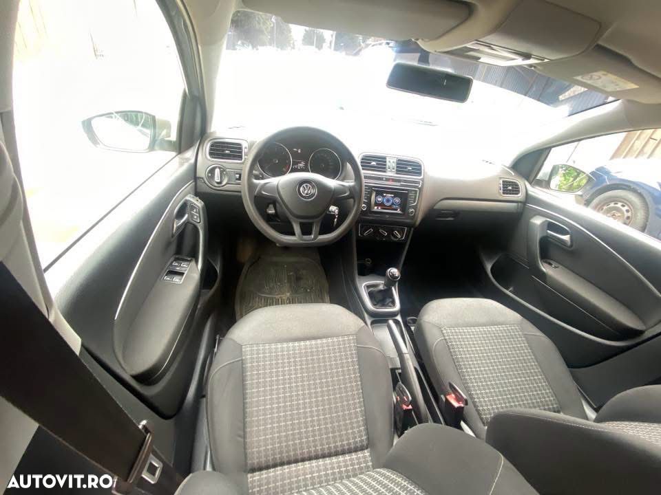 Volkswagen Polo - 11