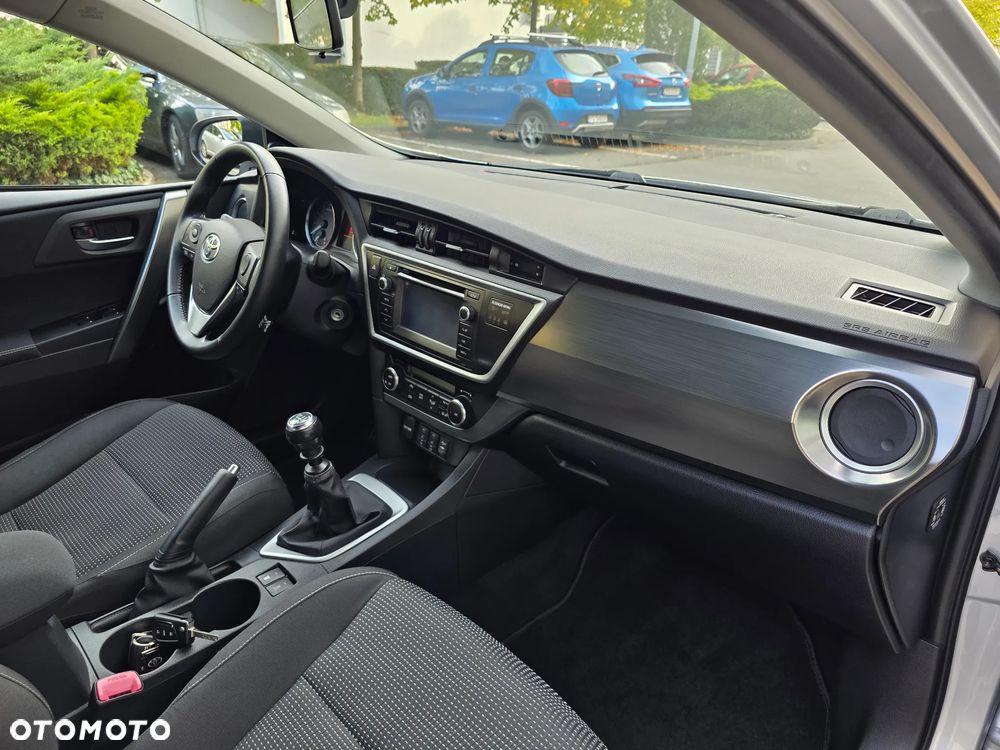 Toyota Auris 1.6 Valvematic START Edition - 23