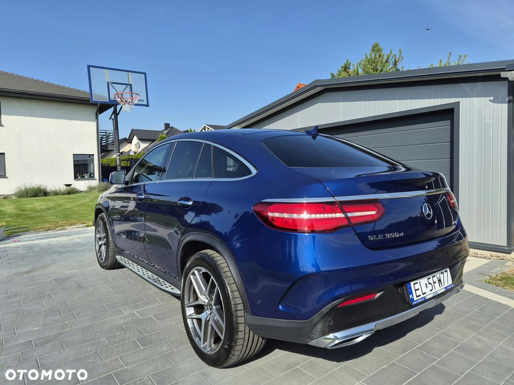 Mercedes-Benz GLE 350 d 4-Matic - 3