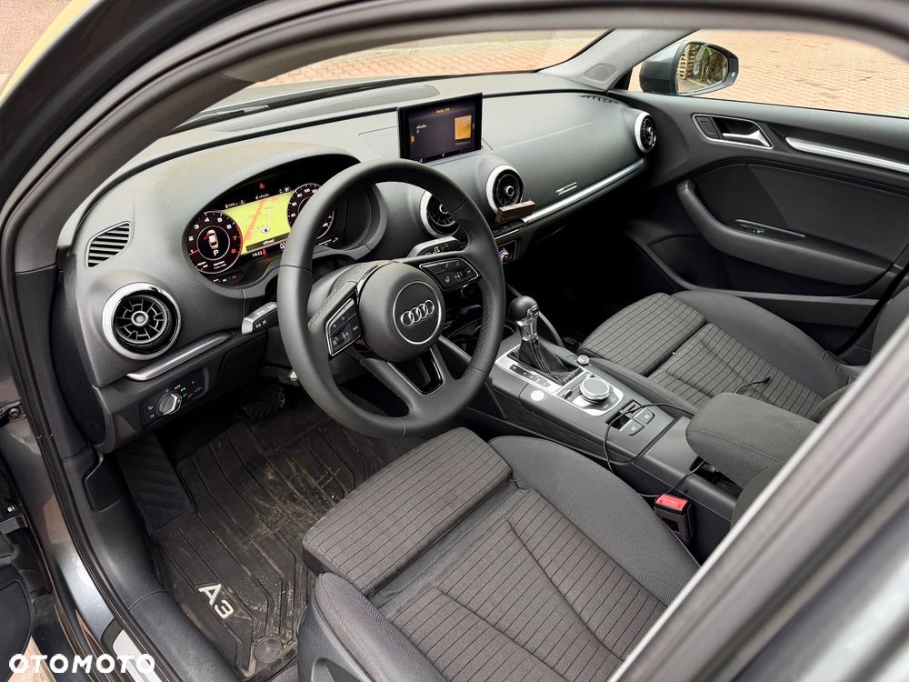 Audi A3 Limousine 35 TFSI Sport S tronic - 9