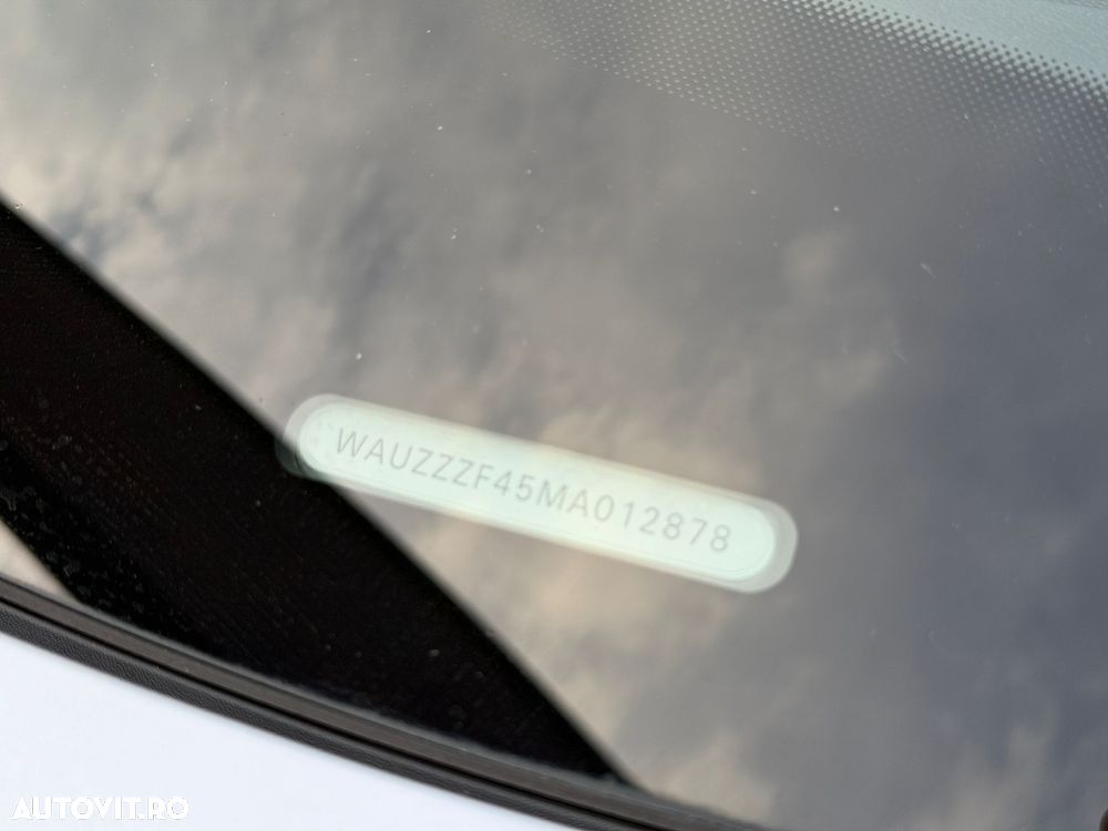 Audi A4 40 TDI S tronic S line - 35