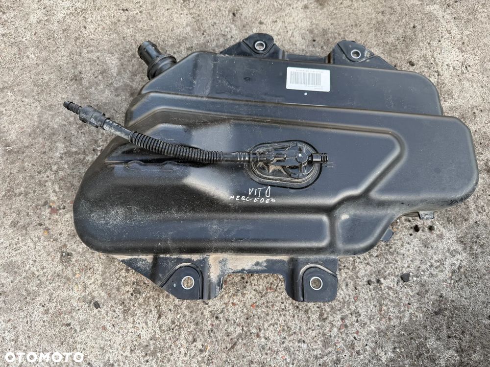 Vito Viano W447 zbiornik ADBLUE 0444040005 - 1
