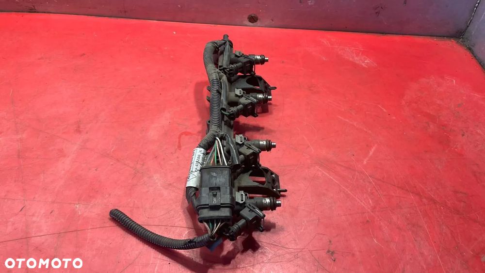 LISTWA WTRYSKOWA RENAULT 8200367230 - 4
