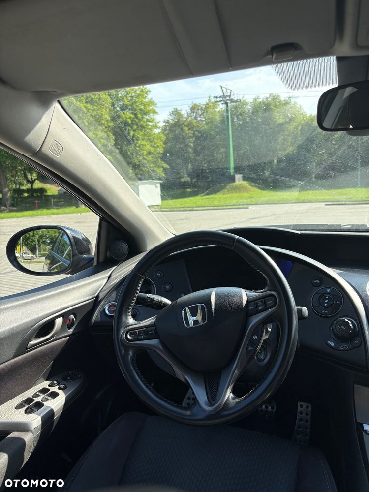 Honda Civic 1.8 Comfort - 12