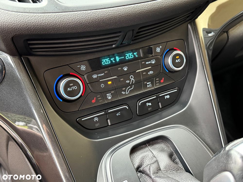 Ford Kuga 2.0 TDCi 4WD Titanium Plus - 32